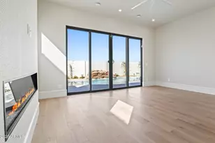 8503 S 9th Dr, Phoenix, AZ 85041 - Photo 28