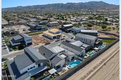 8503 S 9th Drive #17, Phoenix, AZ 85041 - Photo 8