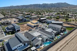 8503 S 9th Dr, Phoenix, AZ 85041 - Photo 8