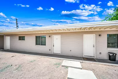 3949 E Earll Drive #3, Phoenix, AZ 85018 - Photo 1