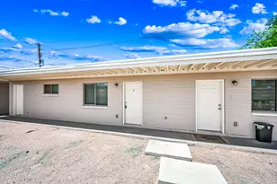 3949 E Earll Dr, Phoenix, AZ 85018 - Photo 1