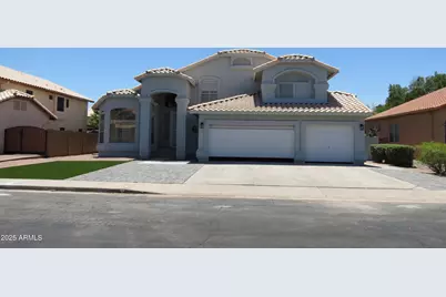 627 W Mendoza, Mesa, AZ 85210 - Photo 1
