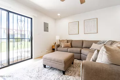 6810 N 35th Avenue #O, Phoenix, AZ 85017 - Photo 1