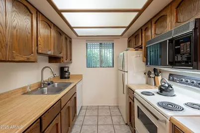 3131 W Cochise Drive #144, Phoenix, AZ 85051 - Photo 2