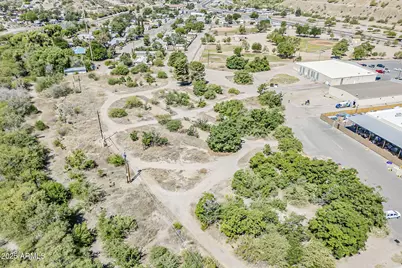 5621 S Maple Leaf Street #20604007Q, Miami, AZ 85539 - Photo 4