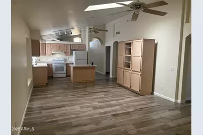 404 W Aire Libre Avenue, Phoenix, AZ 85023 - Photo 1