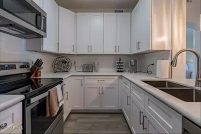 9600 N 96th, Scottsdale, AZ 85258 - Photo 1