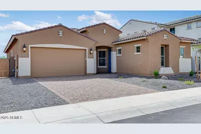 17807 W Pasadena Avenue, Litchfield Park, AZ 85340 - Photo 2