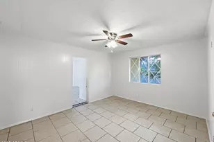 2715 E Glenrosa Ave, Phoenix, AZ 85016 - Photo 12