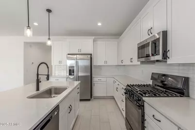 5424 W Manzanita Drive, Glendale, AZ 85302 - Photo 4