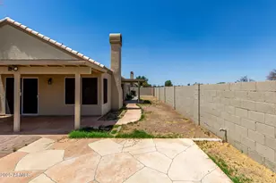 9002 W Caribbean Ln, Peoria, AZ 85381 - Photo 30