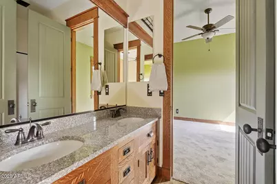 3123 E Cat Balue Drive, Phoenix, AZ 85050 - Photo 24