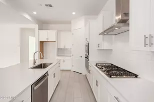 27611 N 176th Dr, Surprise, AZ 85387 - Photo 4