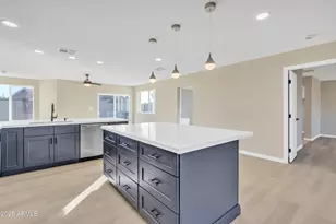 7607 N 42nd Ln, Phoenix, AZ 85051 - Photo 14