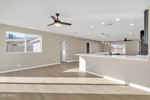 7607 N 42nd Ln, Phoenix, AZ 85051 - Photo 10