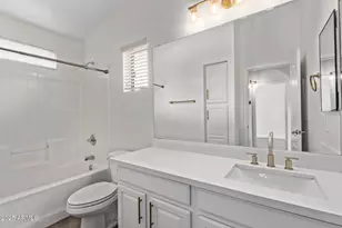 2250 E Deer Valley Rd, Phoenix, AZ 85024 - Photo 26