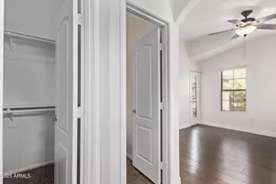 2250 E Deer Valley Rd, Phoenix, AZ 85024 - Photo 22