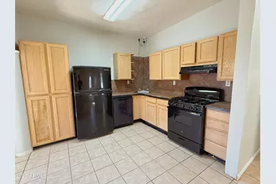 121 N 12th Avenue #3, Phoenix, AZ 85007 - Photo 2