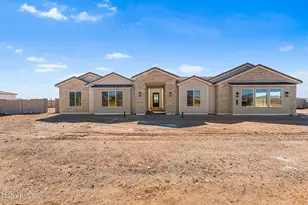 1933 E Long Rifle Rd, Phoenix, AZ 85086 - Photo 2