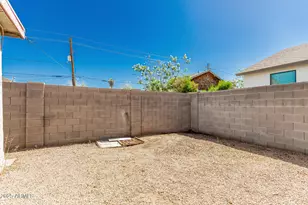 1029 E McKinley St, Phoenix, AZ 85006 - Photo 24