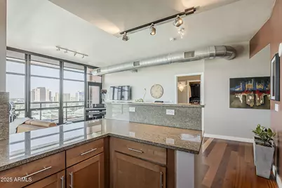 310 S 4th Street #1601, Phoenix, AZ 85004 - Photo 14
