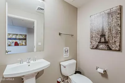 310 S 4th Street #1601, Phoenix, AZ 85004 - Photo 26