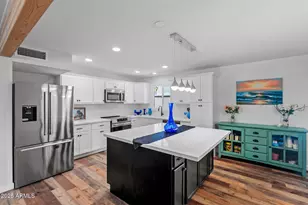 8326 E Crestwood Way, Scottsdale, AZ 85250 - Photo 14