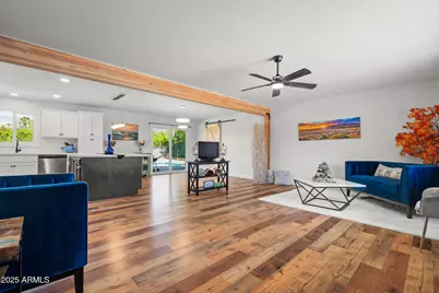 8326 E Crestwood Way, Scottsdale, AZ 85250 - Photo 4