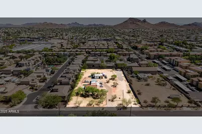 1851 E Campo Bello Drive #19, Phoenix, AZ 85022 - Photo 1