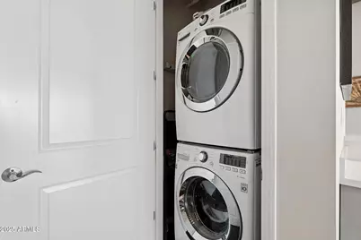 1 E Lexington Avenue #1306, Phoenix, AZ 85012 - Photo 8