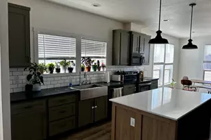 4057 N Solar St, Casa Grande, AZ 85194 - Photo 2