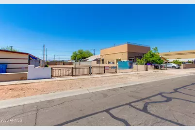 2145 E Taylor Street #11, Phoenix, AZ 85006 - Photo 4