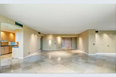 1040 E Osborn Road #501, Phoenix, AZ 85014 - Photo 12