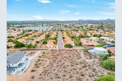 18249 N 13th Place #1 & 2, Phoenix, AZ 85022 - Photo 22