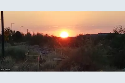 18241 N 13th Place #2, Phoenix, AZ 85022 - Photo 2