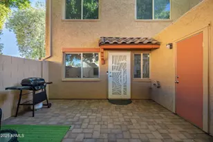 948 S Alma School Rd, Mesa, AZ 85210 - Photo 26