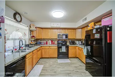 43822 W Baker Drive, Maricopa, AZ 85138 - Photo 32