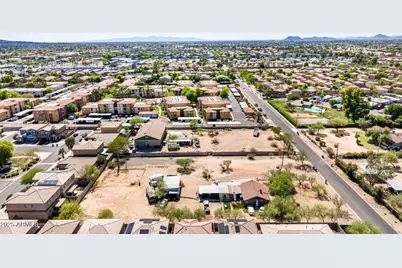 1851 E Campo Bello Drive, Phoenix, AZ 85022 - Photo 10