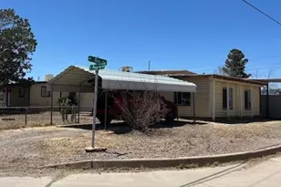 127 E Apache St, Huachuca City, AZ 85616 - Photo 2