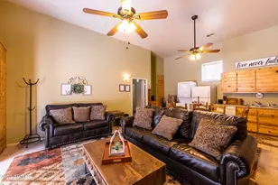 1042 S Hunter Creek Dr, Payson, AZ 85541 - Photo 2