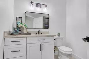 3903 E Melody Dr, Phoenix, AZ 85042 - Photo 60