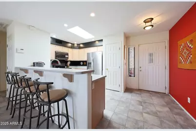 9932 N 16th Place E, Phoenix, AZ 85020 - Photo 8