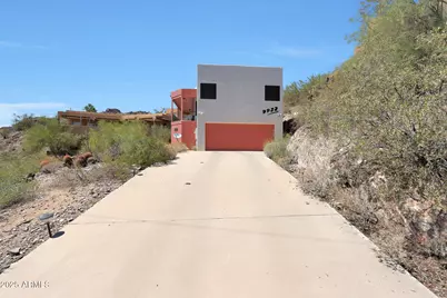 9932 N 16th Place E, Phoenix, AZ 85020 - Photo 2