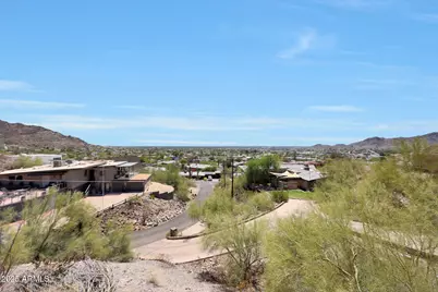 9932 N 16th Place E, Phoenix, AZ 85020 - Photo 30