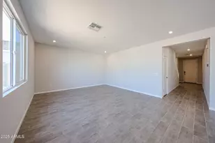 18090 W Creedance Blvd, Surprise, AZ 85387 - Photo 12