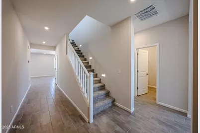 18090 W Creedance Boulevard, Surprise, AZ 85387 - Photo 4