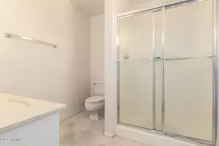 11627 S Iroquois Dr, Phoenix, AZ 85044 - Photo 20