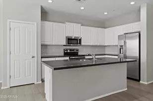 29302 N 126th Ln, Peoria, AZ 85383 - Photo 10