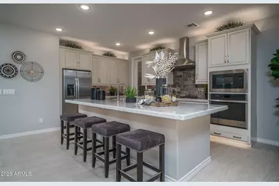 24111 N 162nd Avenue, Surprise, AZ 85387 - Photo 2