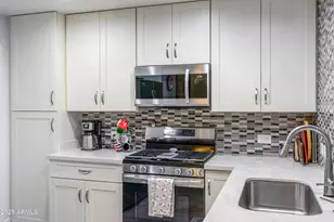 17 W Vernon Ave, Phoenix, AZ 85003 - Photo 6